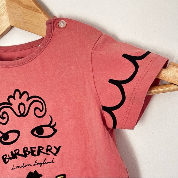 Burberry London England Girl Graphic T Shirt Size 12months - Picture 3 of 8